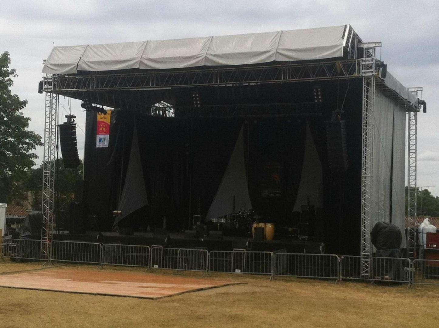 Location de podium Brive-la-Gaillarde
